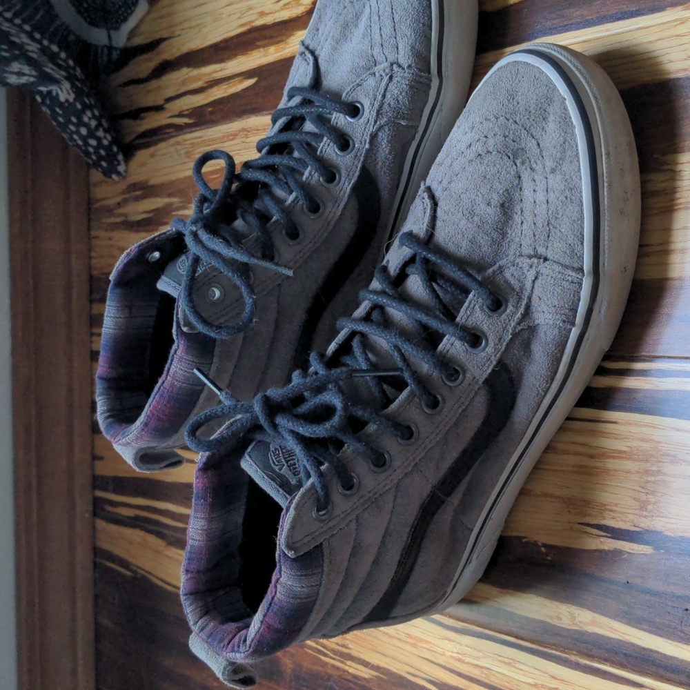 Vans hi tops